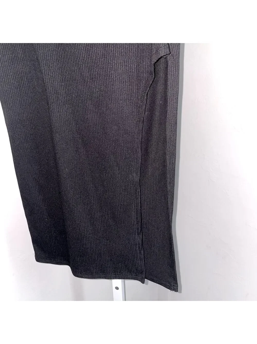 Ninexis Black Ribbed Knit Midi Skirt M High Slit Bodycon Stretch Edgy